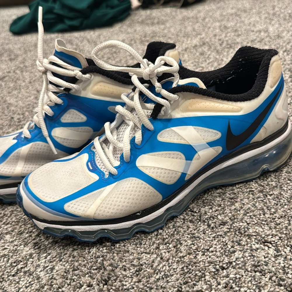 Blue Nike Airmax Y7